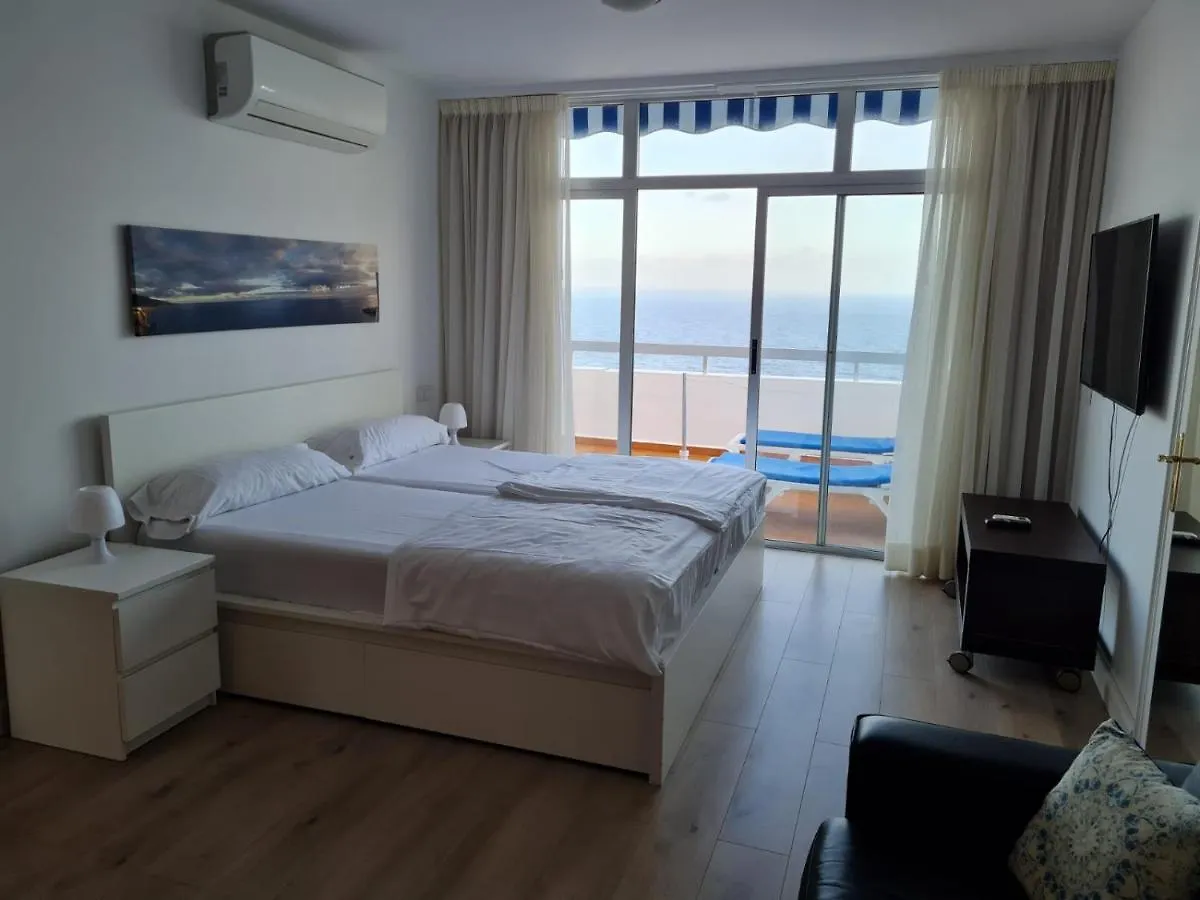 Penthouse direkt am Meer Los Realejos 0*,